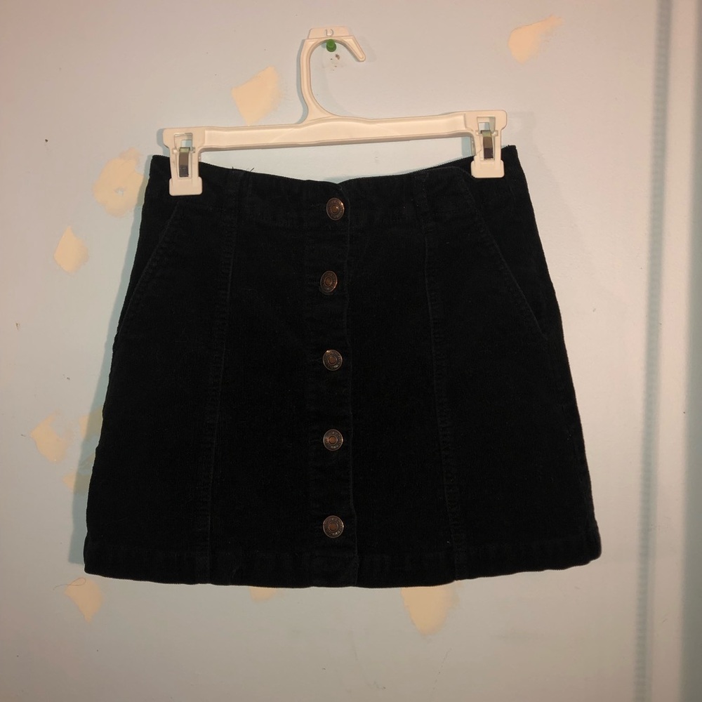 Black forever 21 corduroy skirt